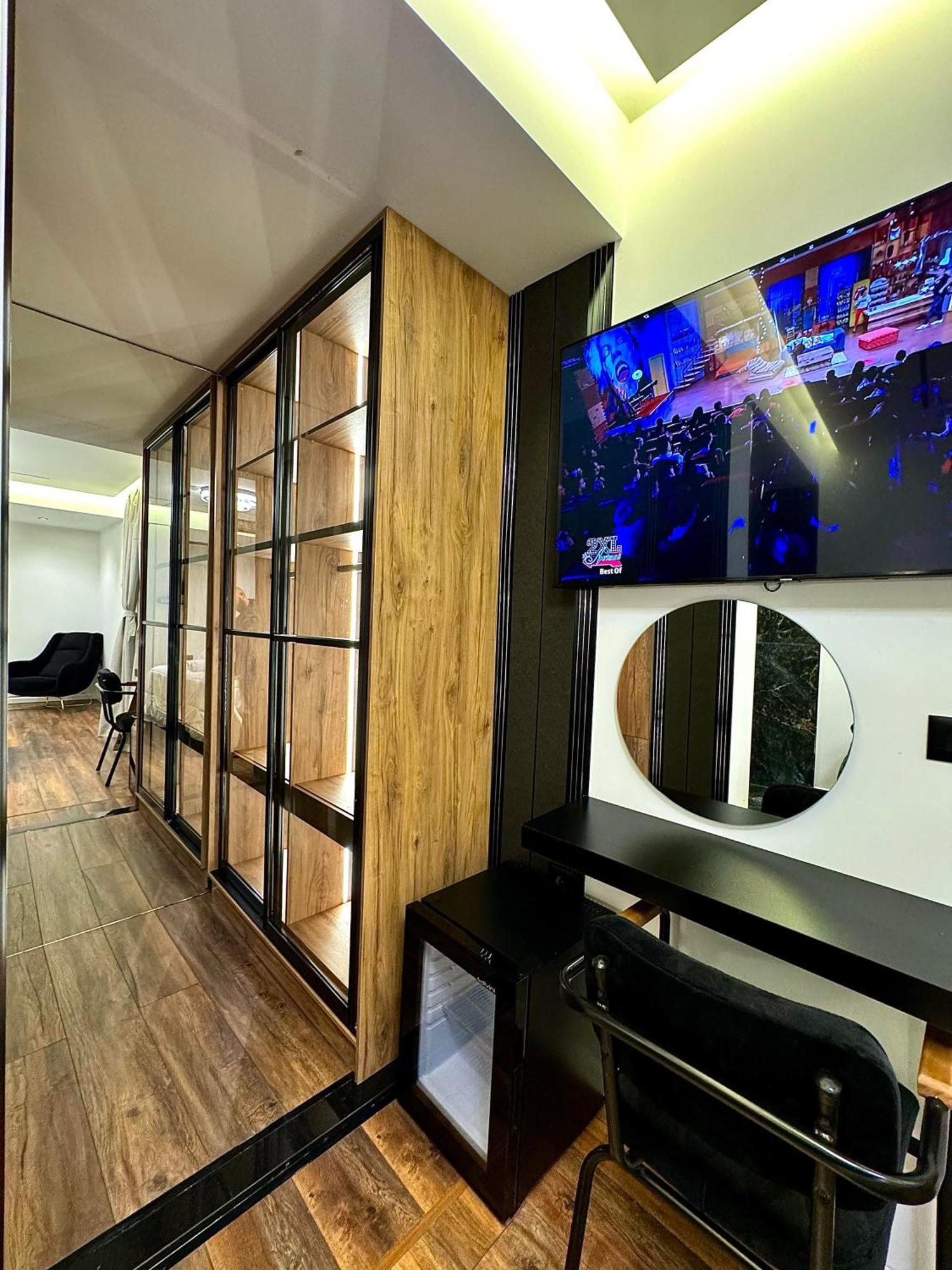 Hotel Boutique Empire Of Martin 4*