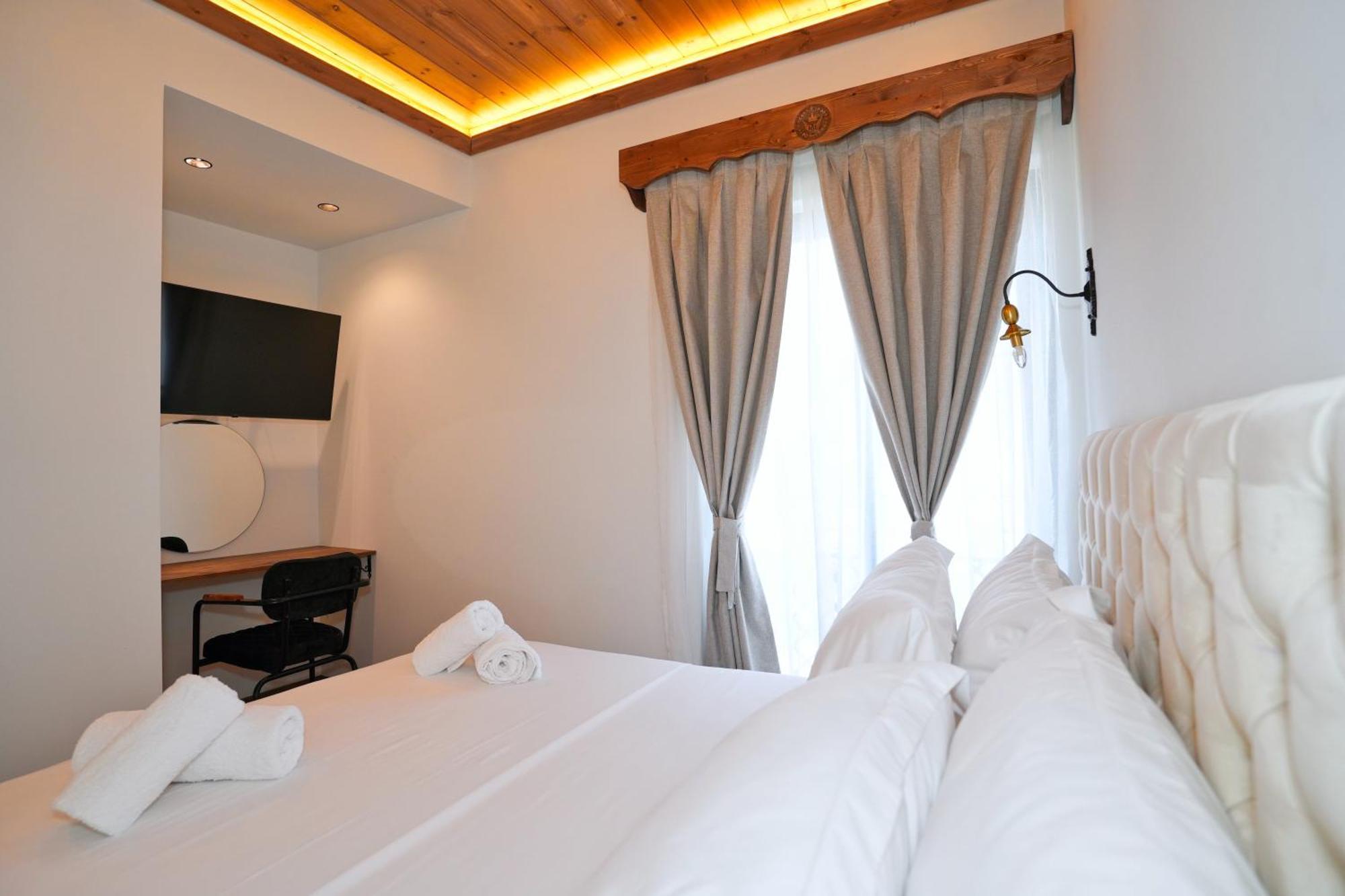 Boutique Empire Of Martin Hotel