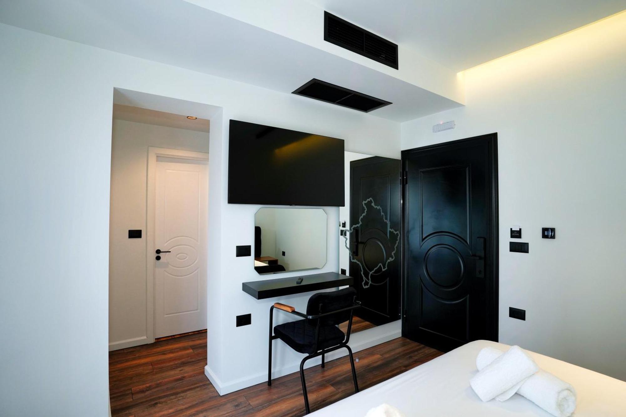 Hotel Boutique Empire Of Martin 4*